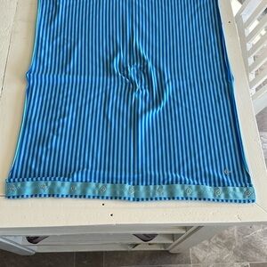 Ivivva scarf two tone blue striped with buttons athletic